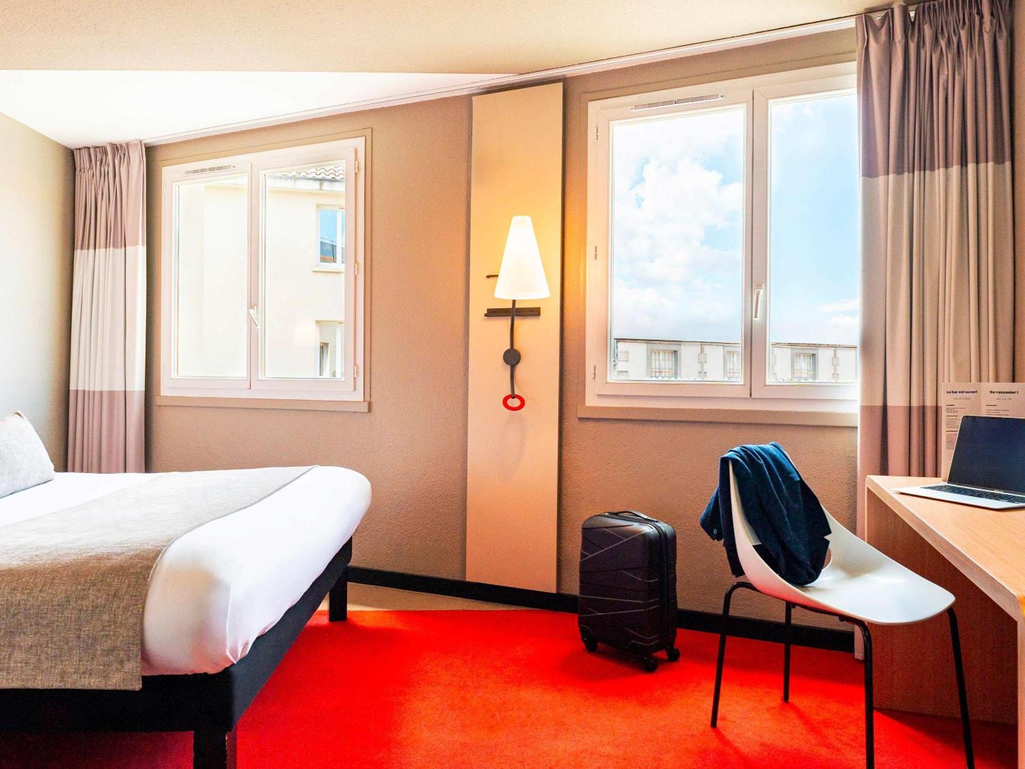 Hotel Ibis Cognac Centre Экстерьер фото